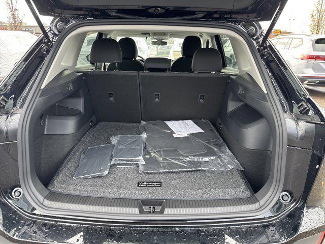 new 2025 Volkswagen Tiguan car, priced at $30,414