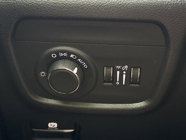 used 2024 Jeep Grand Cherokee L car, priced at $33,500