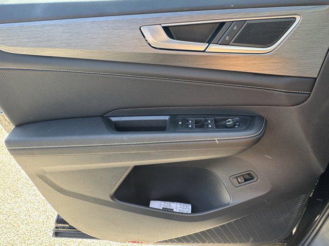 new 2026 Volkswagen Atlas Cross Sport car, priced at $46,588