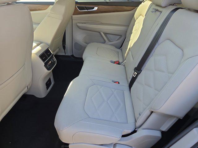 new 2026 Volkswagen Atlas car