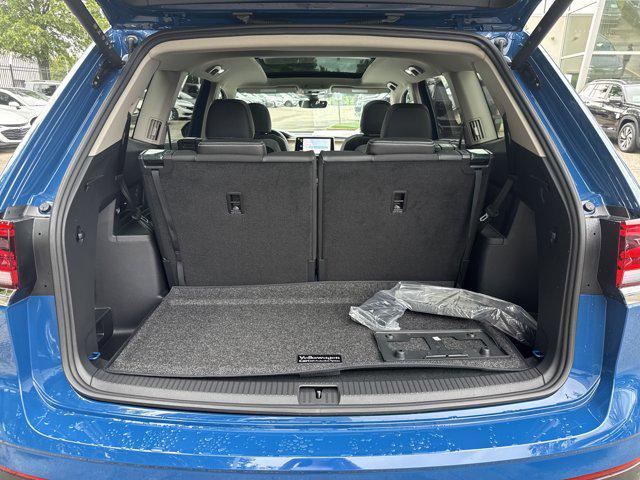 new 2025 Volkswagen Atlas car