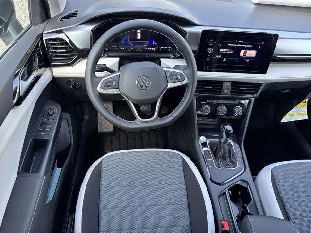 new 2025 Volkswagen Taos car
