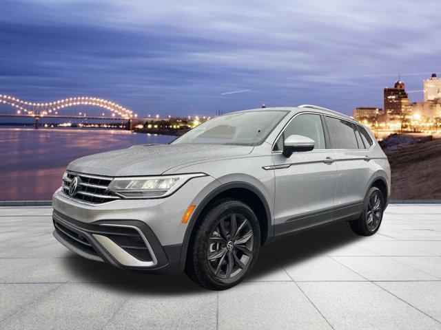 new 2024 Volkswagen Tiguan car, priced at $34,204