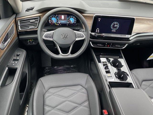 new 2024 Volkswagen Atlas car, priced at $43,058