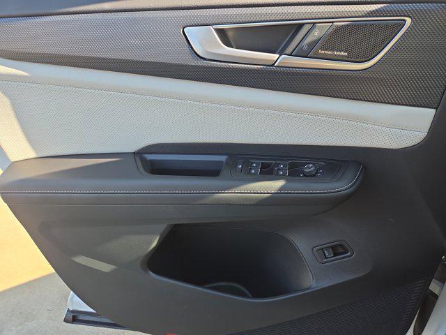 new 2026 Volkswagen Atlas Cross Sport car