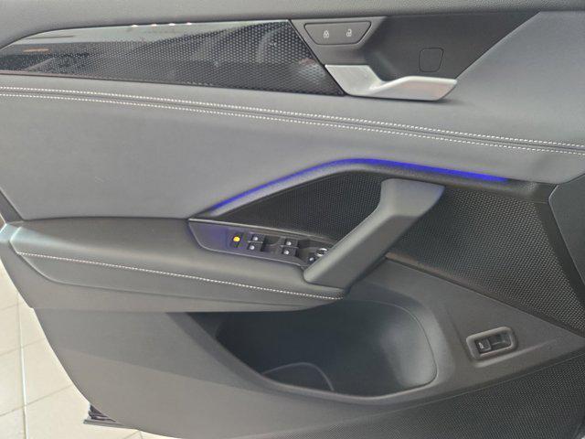 new 2025 Volkswagen Tiguan car, priced at $33,192