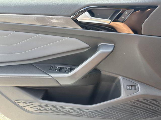 new 2025 Volkswagen Jetta car