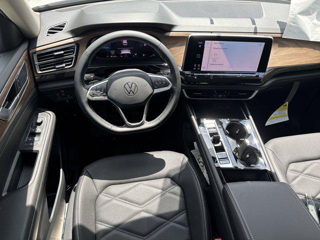 new 2025 Volkswagen Atlas car