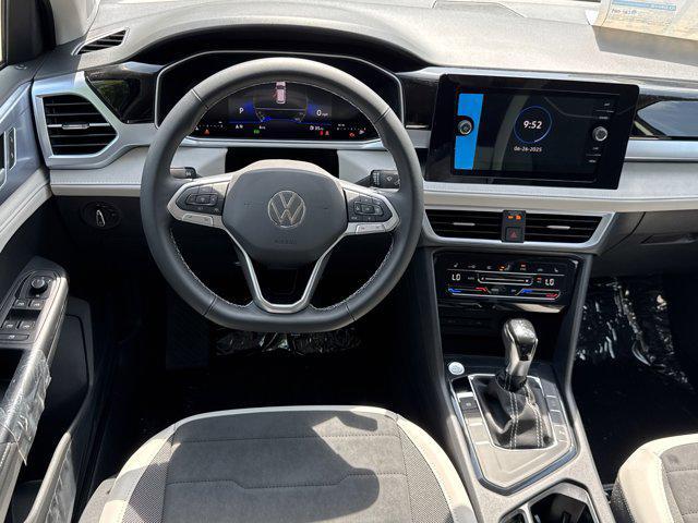 new 2025 Volkswagen Taos car