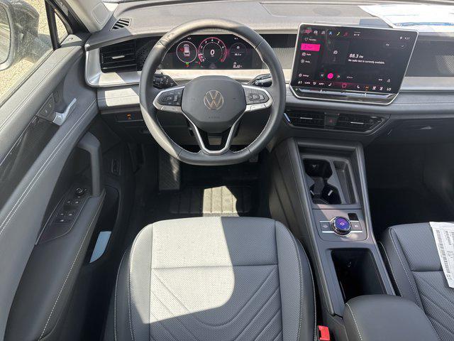 new 2025 Volkswagen Tiguan car, priced at $33,190
