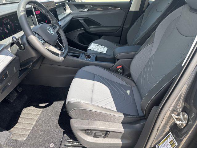 new 2025 Volkswagen Tiguan car, priced at $33,190