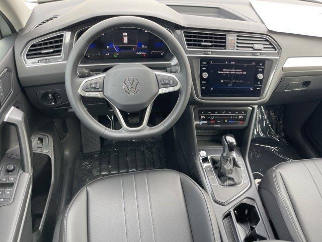 new 2024 Volkswagen Tiguan car, priced at $32,704