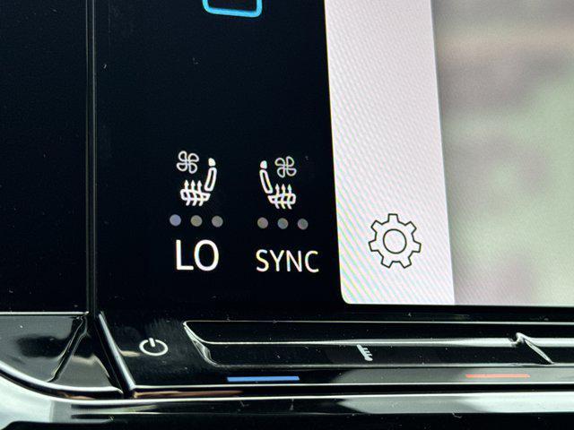 new 2026 Volkswagen Atlas Cross Sport car, priced at $55,694