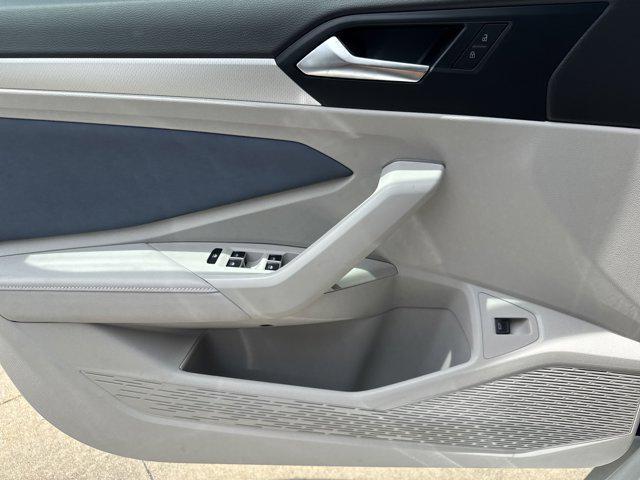 new 2025 Volkswagen Jetta car