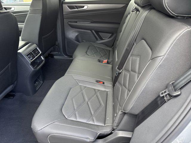 new 2026 Volkswagen Atlas Cross Sport car, priced at $39,901