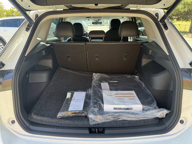 new 2025 Volkswagen Tiguan car, priced at $33,192