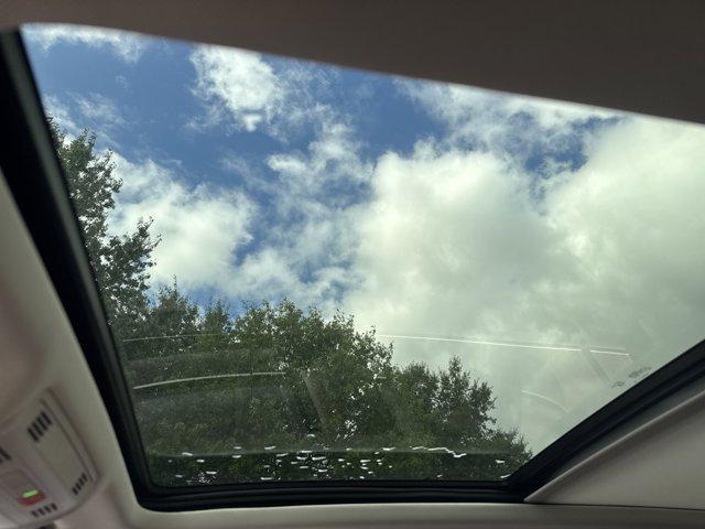 used 2023 Volkswagen Tiguan car