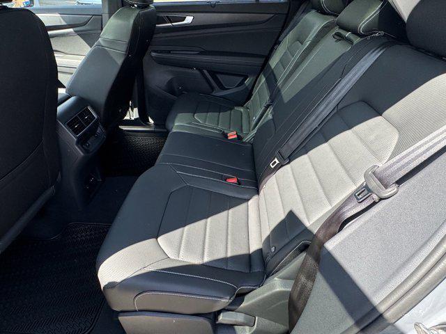 new 2025 Volkswagen Atlas Cross Sport car, priced at $45,323