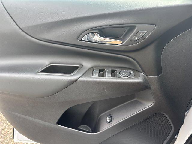 used 2024 Chevrolet Equinox car, priced at $22,363