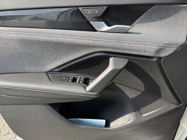 new 2025 Volkswagen Tiguan car, priced at $30,404