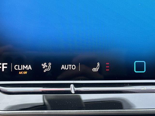 new 2025 Volkswagen Tiguan car, priced at $30,404