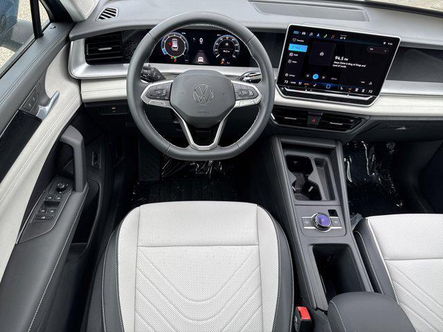 new 2025 Volkswagen Tiguan car, priced at $33,385