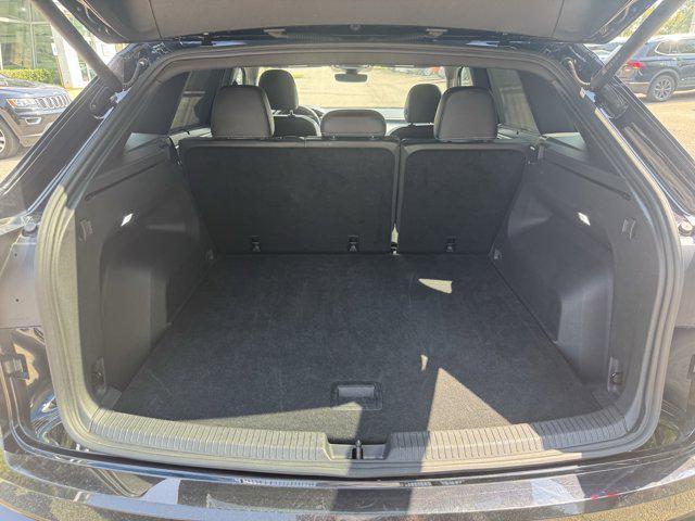 used 2024 Volkswagen Atlas Cross Sport car, priced at $32,999