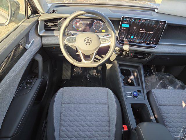new 2025 Volkswagen Tiguan car, priced at $30,156