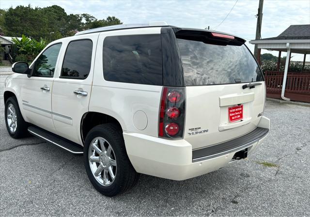 used 2013 GMC Yukon car, priced at $18,950