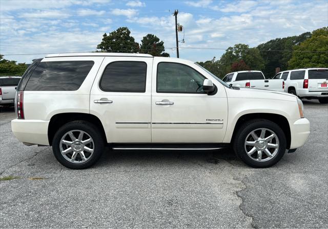 used 2013 GMC Yukon car, priced at $18,950