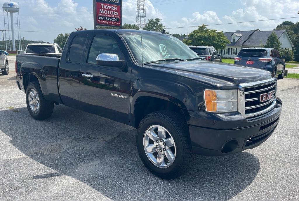 used 2013 GMC Sierra 1500 car, priced at $12,950