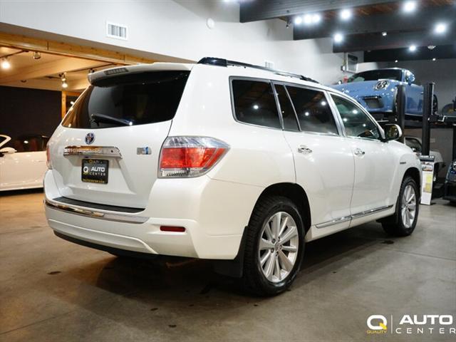 used 2012 Toyota Highlander Hybrid car, priced at $24,998