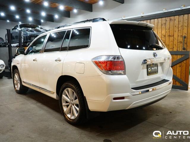 used 2012 Toyota Highlander Hybrid car, priced at $24,998