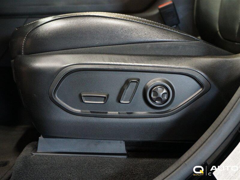 used 2023 Jeep Grand Cherokee car, priced at $29,998