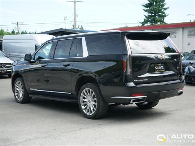 used 2022 Cadillac Escalade ESV car, priced at $59,998