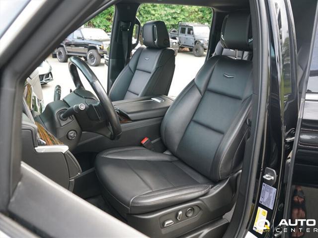 used 2022 Cadillac Escalade ESV car, priced at $59,998
