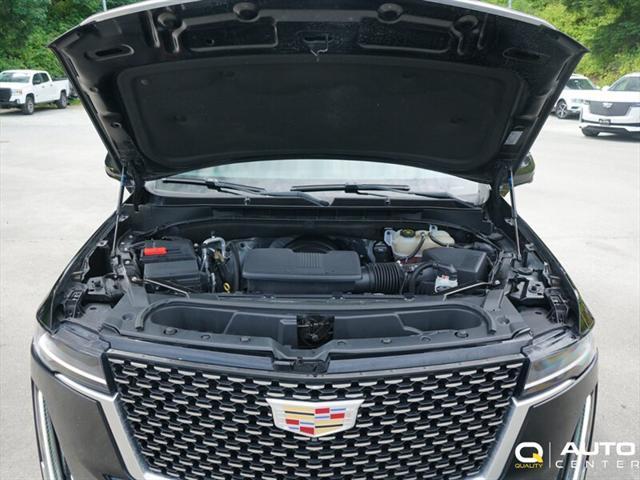 used 2022 Cadillac Escalade ESV car, priced at $59,998