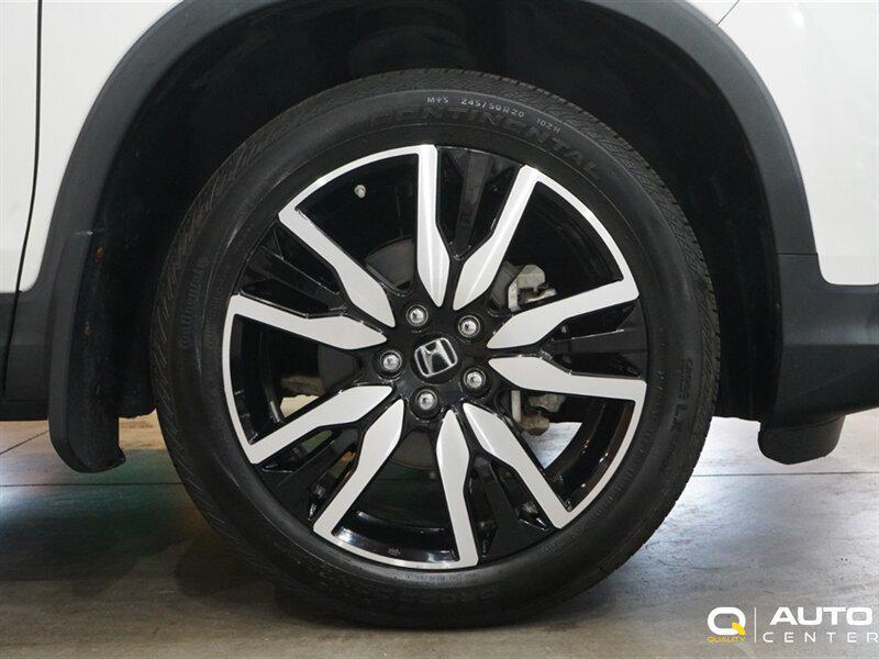 used 2020 Honda Pilot car, priced at $36,998