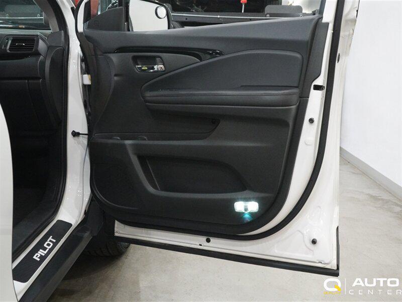 used 2020 Honda Pilot car, priced at $36,998