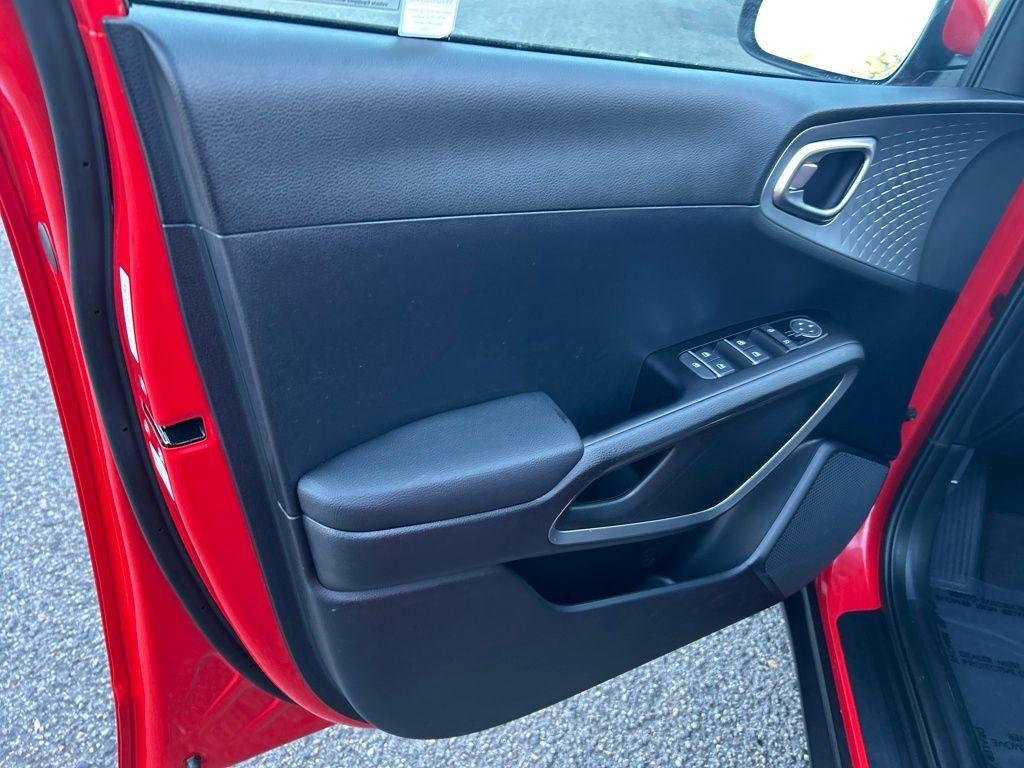 used 2025 Kia Soul car, priced at $24,950