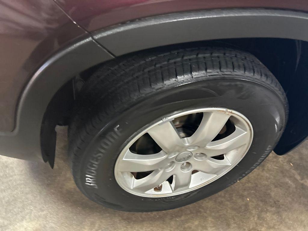 used 2013 Kia Sorento car, priced at $8,995