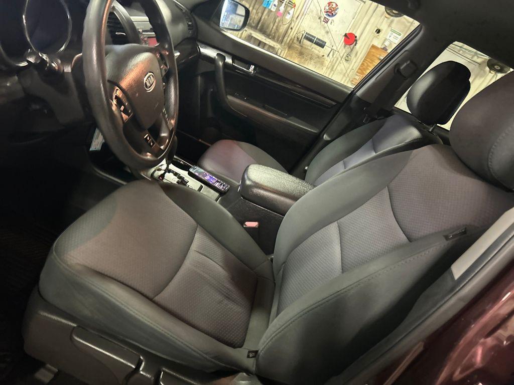 used 2013 Kia Sorento car, priced at $8,995