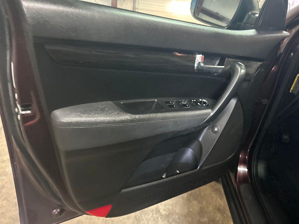 used 2013 Kia Sorento car, priced at $8,995