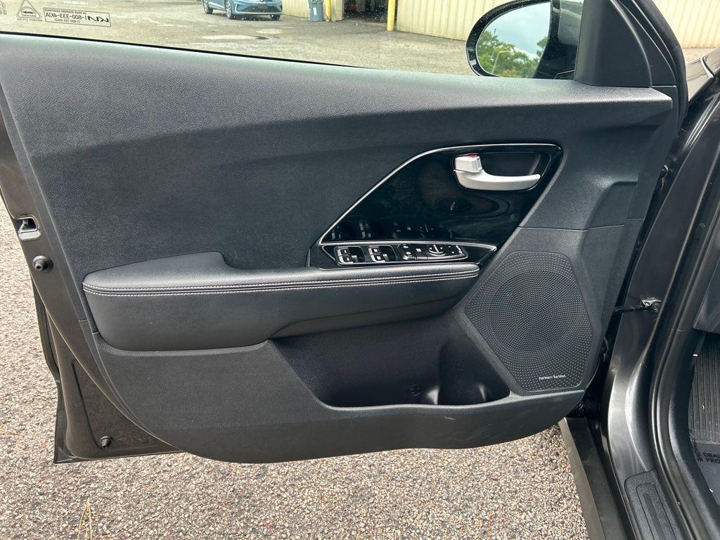 used 2022 Kia Niro EV car, priced at $19,000