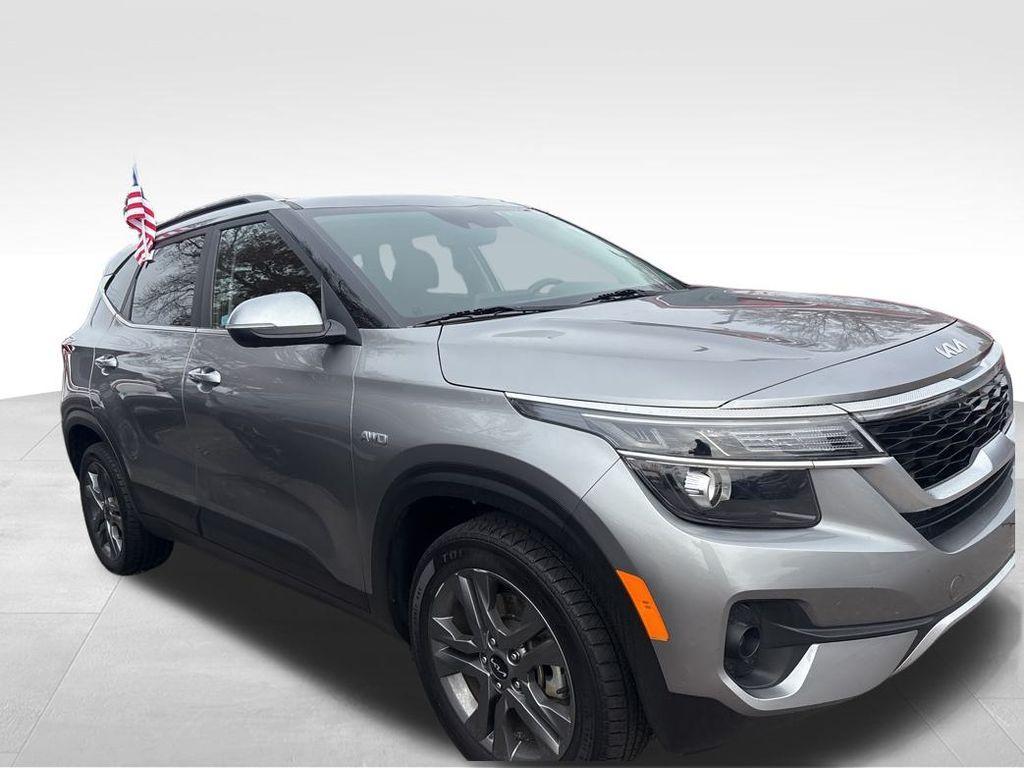 used 2023 Kia Seltos car, priced at $19,350