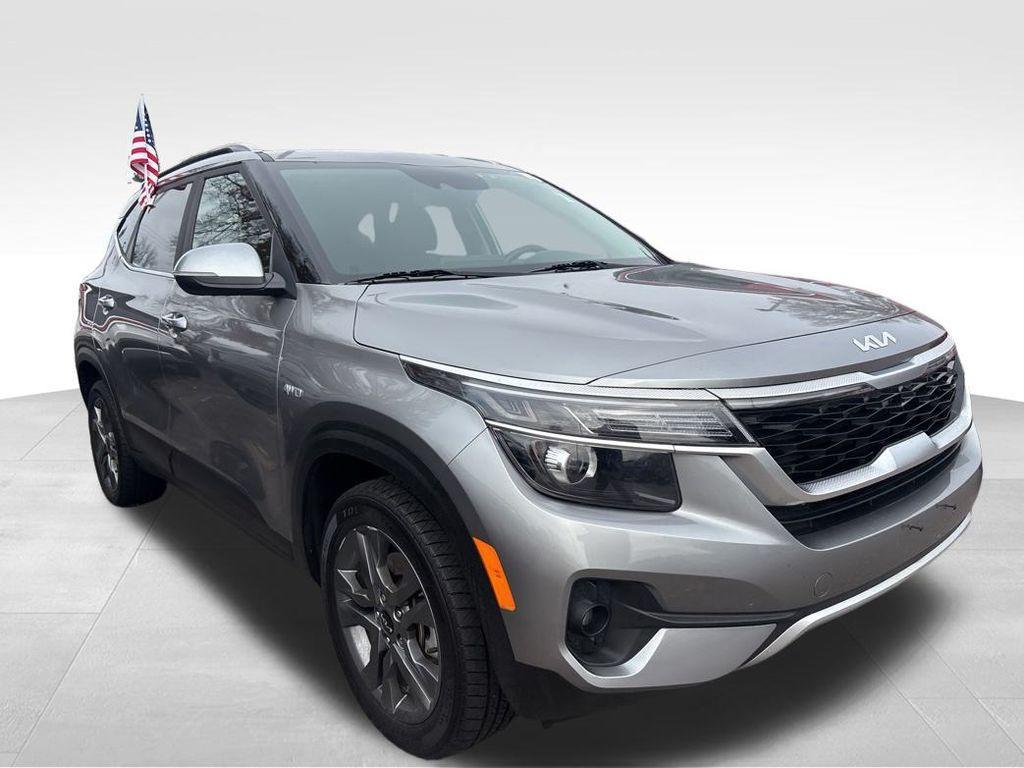 used 2023 Kia Seltos car, priced at $19,350