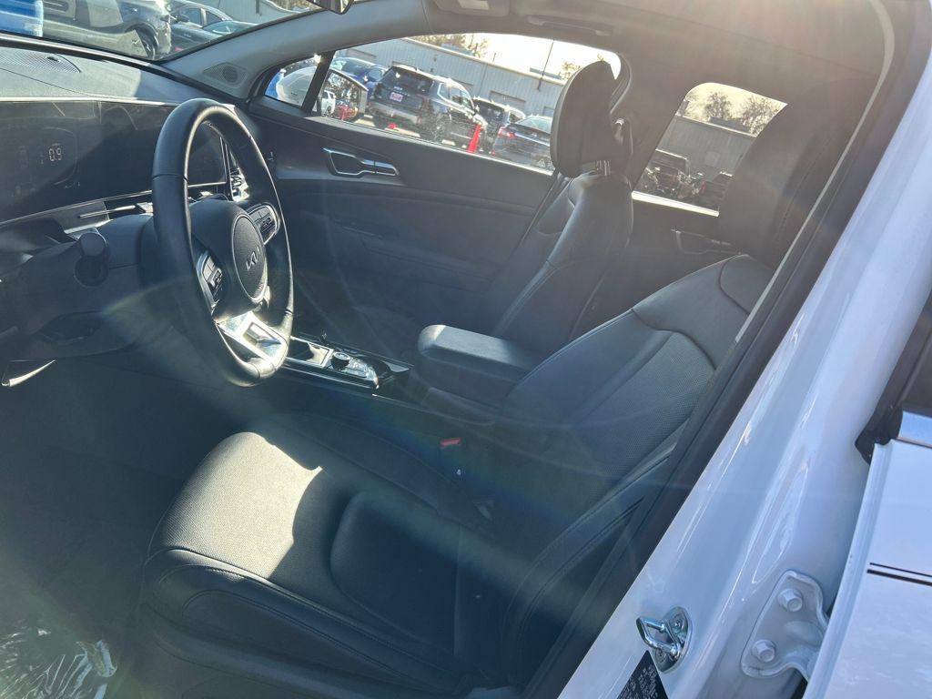 new 2025 Kia Sportage car, priced at $27,859