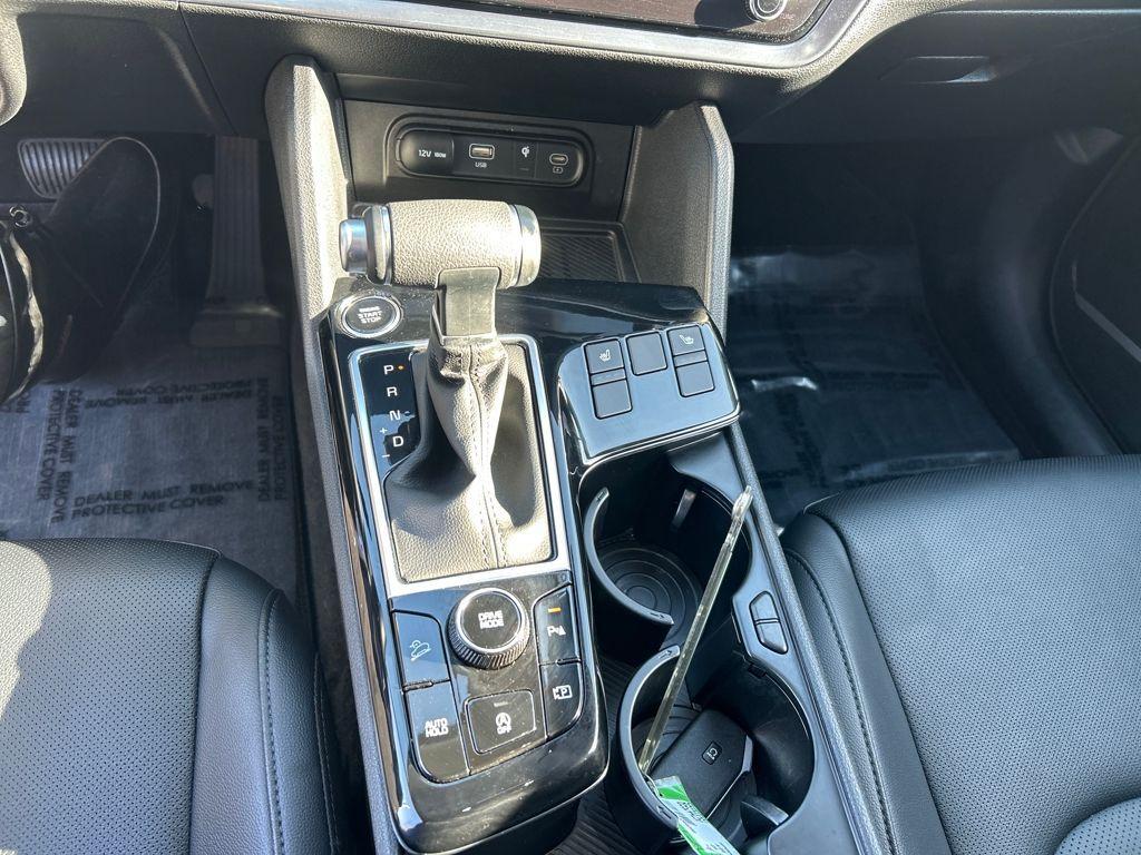 new 2025 Kia Sportage car, priced at $27,859