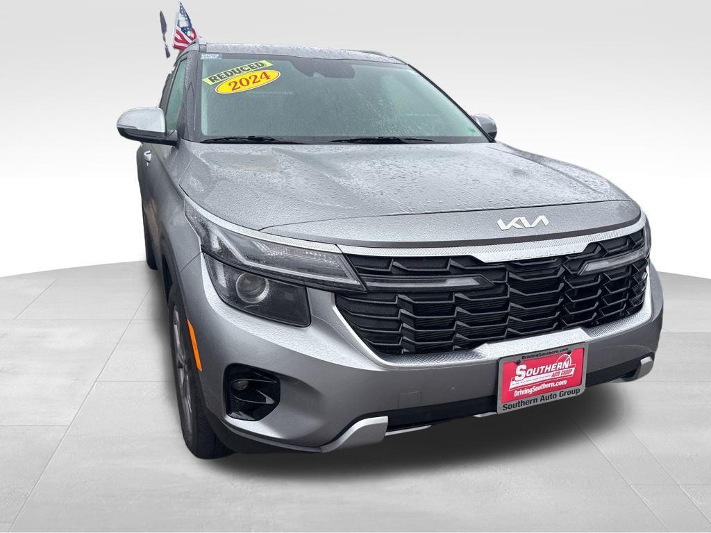 used 2024 Kia Seltos car, priced at $23,900