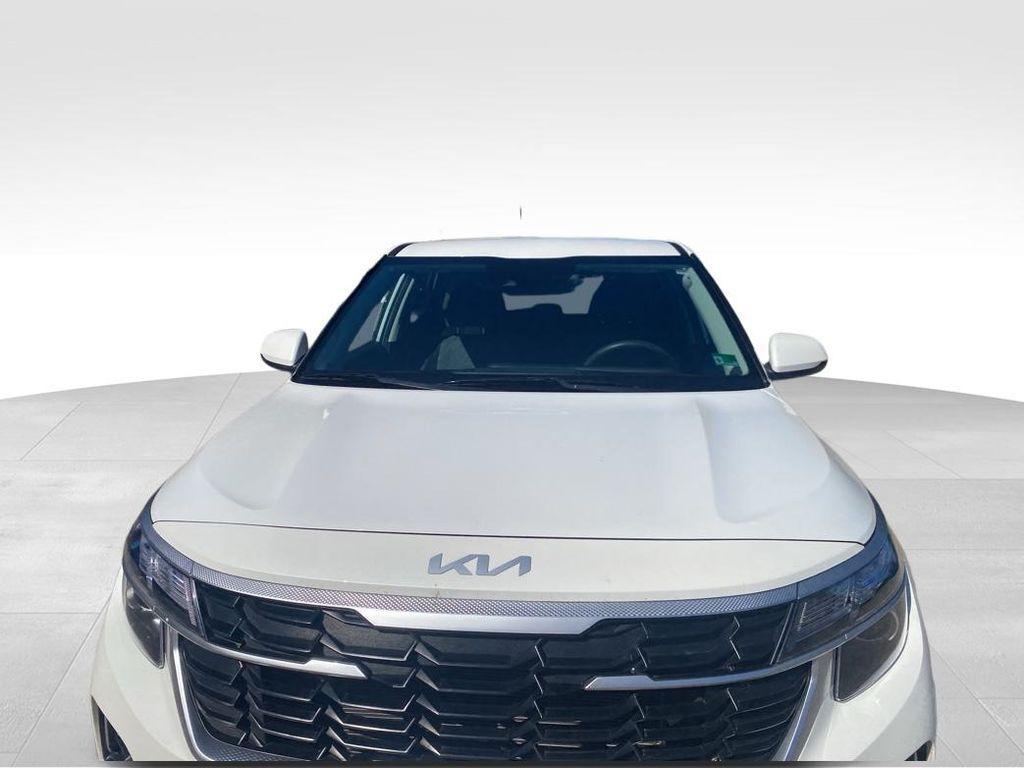 used 2024 Kia Seltos car, priced at $24,350